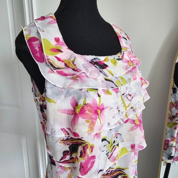 Women's Floral Sleeveless Pullover Top, Size M - Picture 14 of 14